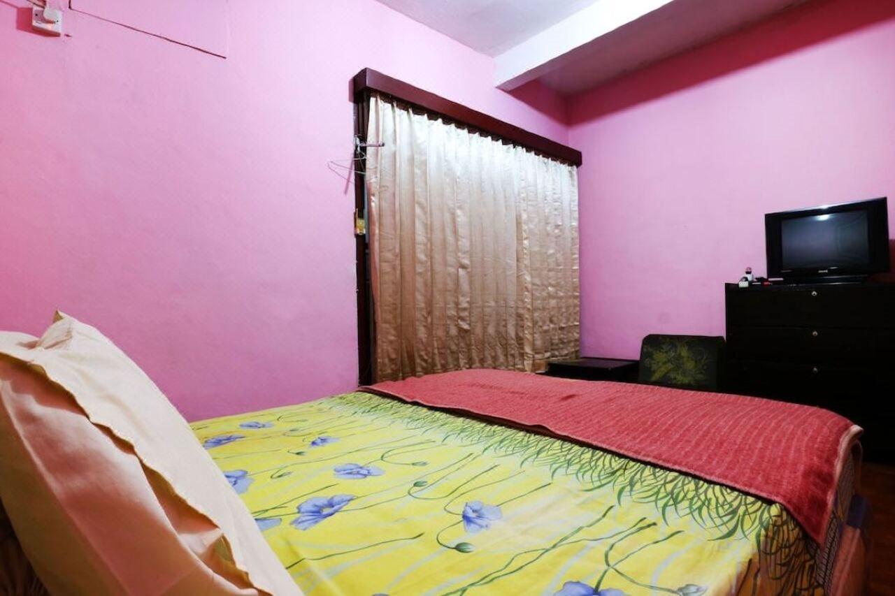 Oyo 2256 Danysa Guesthouse Jakarta Ngoại thất bức ảnh