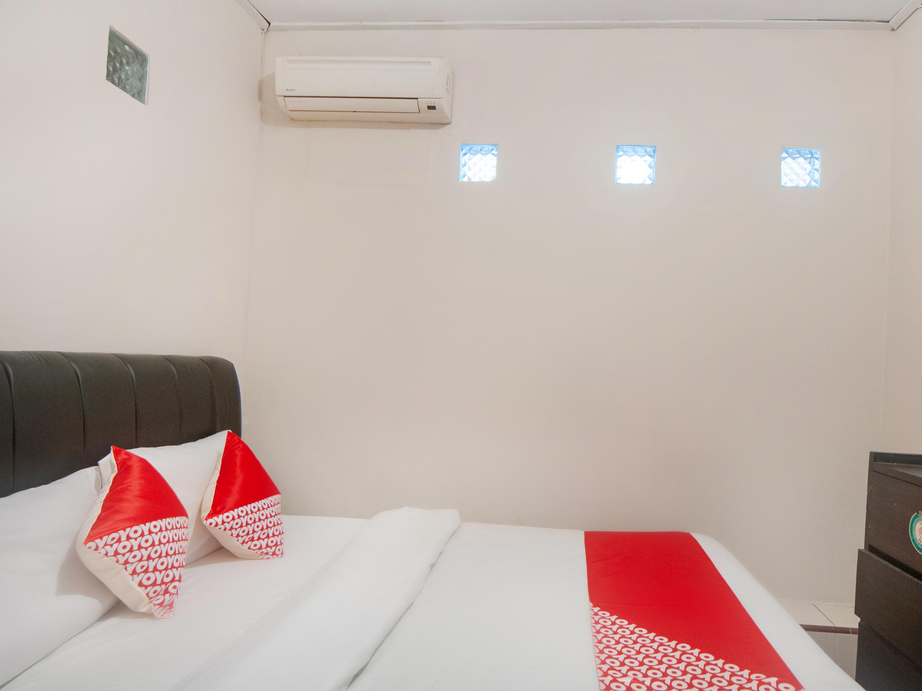 Oyo 2256 Danysa Guesthouse Jakarta Ngoại thất bức ảnh