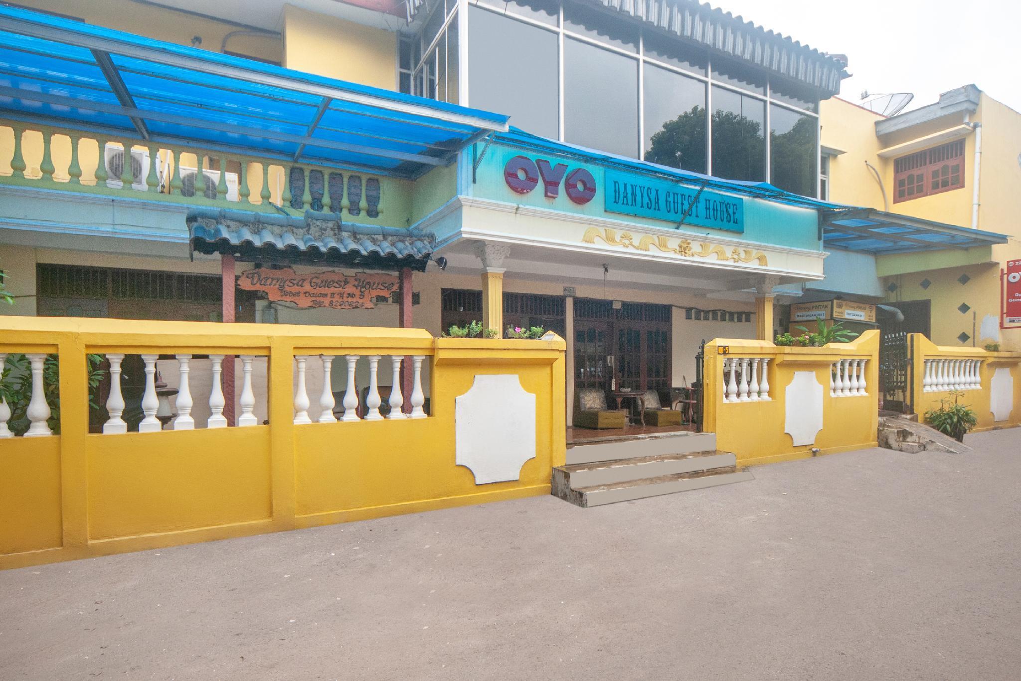 Oyo 2256 Danysa Guesthouse Jakarta Ngoại thất bức ảnh